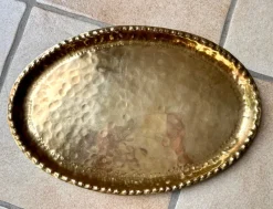 Pamono Antique Art Nouveau Handcrafted Brass Tray from Metallwarenfabrik Union Quedlinburg Muq, Germany 1920s><noscript><img width=