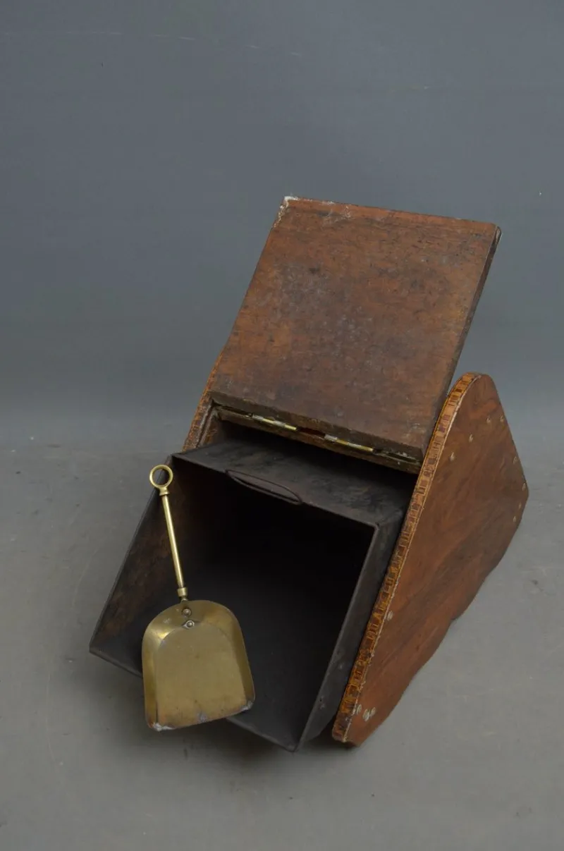 Pamono Antique Arts and Crafts Coal Scuttle> Garden Accessories