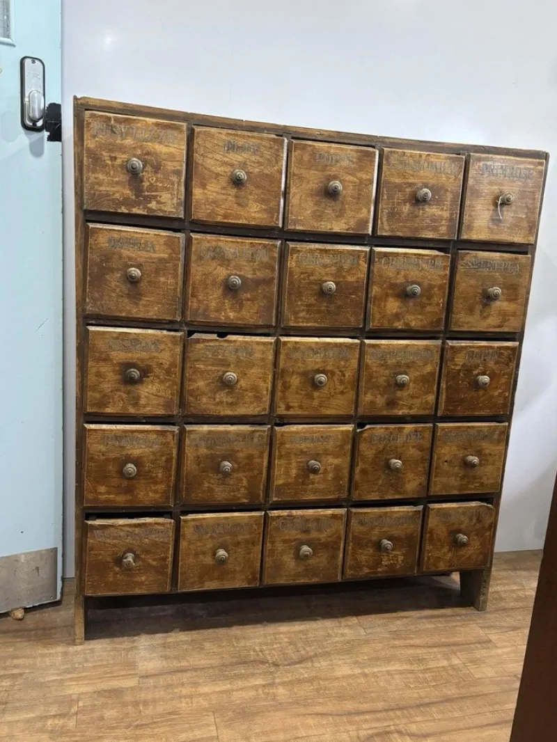 Pamono Antique Bank of Shop 25 Drawers> Dressers, Commodes & Chests