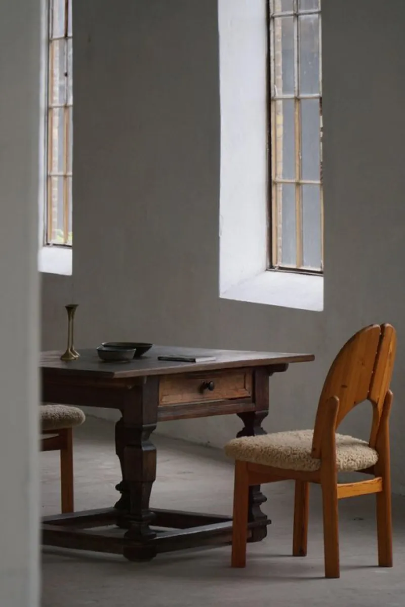 Hot Pamono Antique Baroque Accent Table in Oak, 1890s