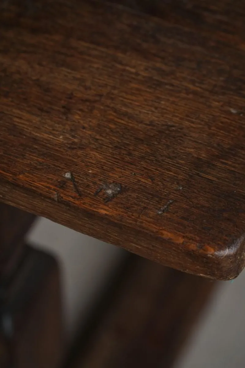 Hot Pamono Antique Baroque Accent Table in Oak, 1890s