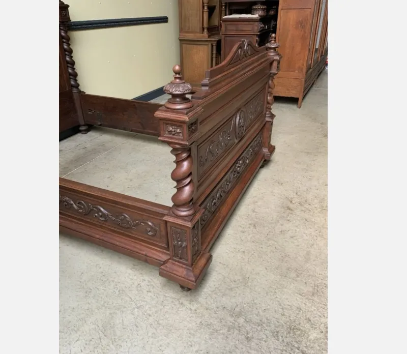 Pamono Antique Bed in Solid Oak> Beds & Bedroom Sets