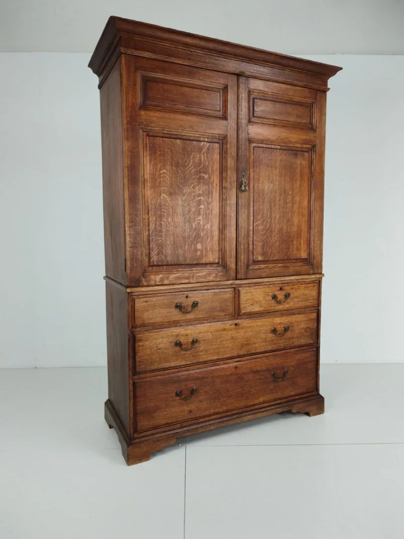 Clearance Pamono Antique Berners Street Linen Press Cabinet in Light Oak from Howard & Son's, 1800s