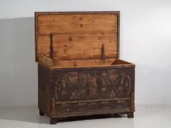 Pamono Antique Bridal Chest with Carved Vegetal Decoration, 1820s><noscript><img width=