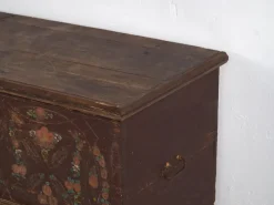 Pamono Antique Bridal Chest with Carved Vegetal Decoration, 1820s><noscript><img width=