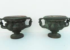 Pamono Antique Bronze Warwick Albani Planters from CD, Set of 2> Planters And Jardiniere
