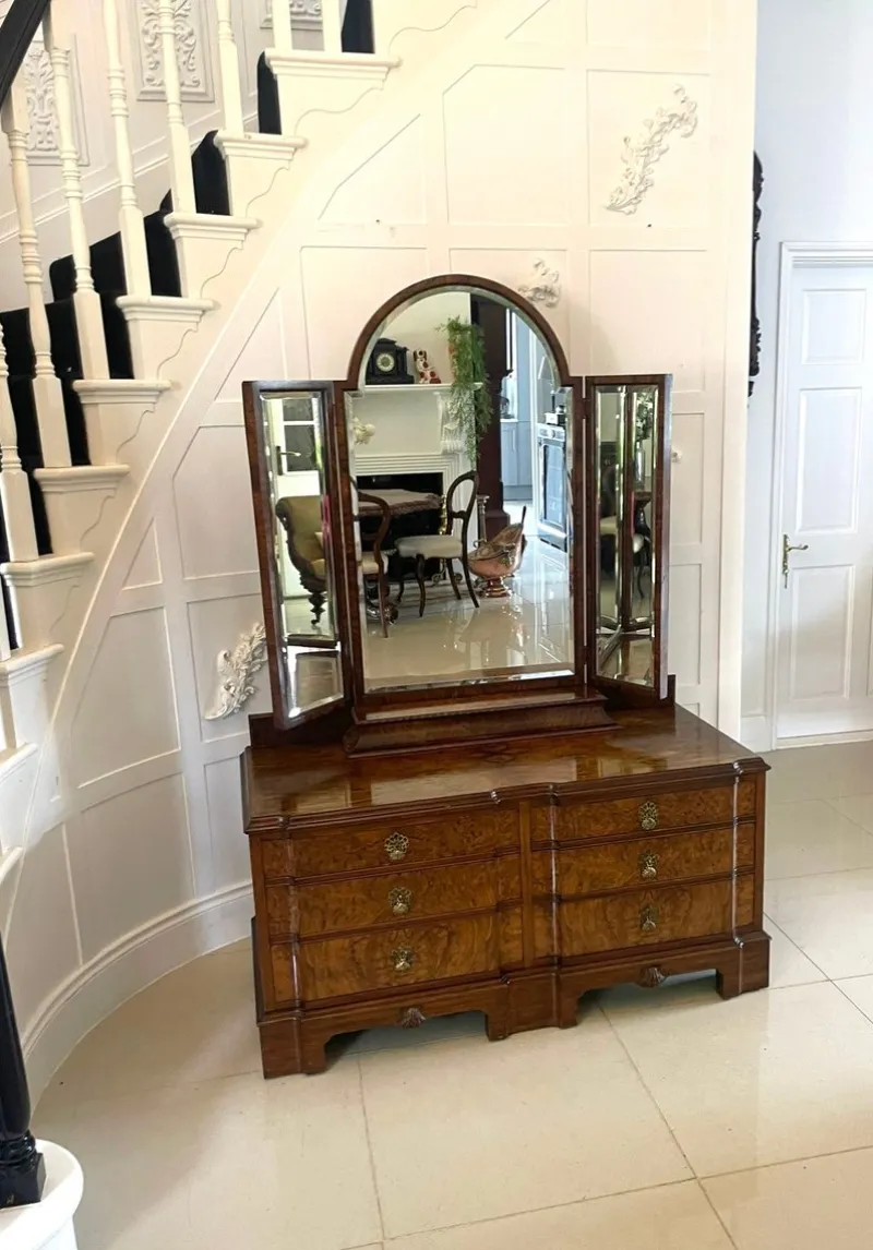 Pamono Antique Burr Walnut Dressing Table, 1920> Dressing Tables