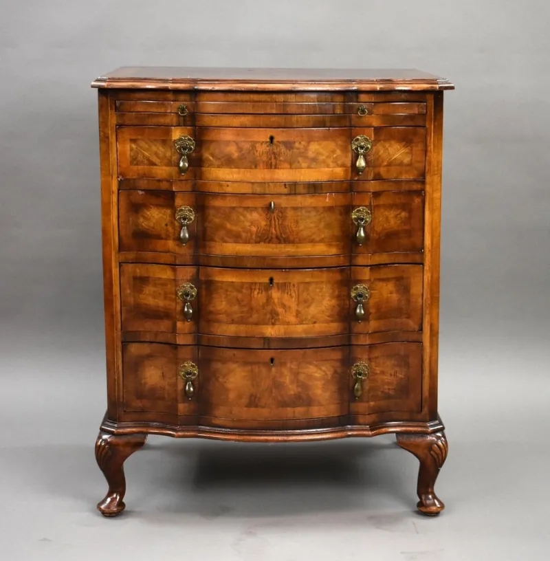 Pamono Antique Burr Walnut Serpentine Chest of Drawers, 1920s