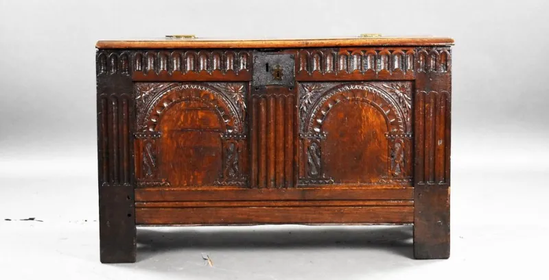 New Pamono Antique Carved Oak Coffer, 1700s
