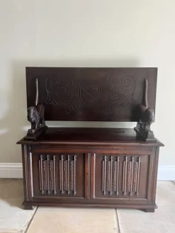 Hot Pamono Antique Carved Oak Monks Bench, 1920s