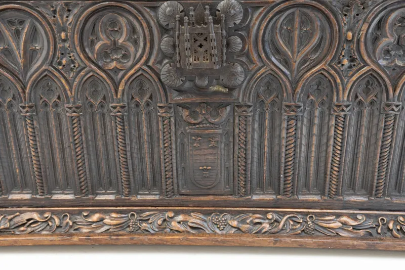 New Pamono Antique Carved Trunk, 1800s