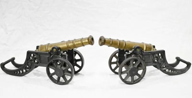 Best Pamono Antique Cast Iron Cannons with Gunmetal Barrels 1920, Set of 2