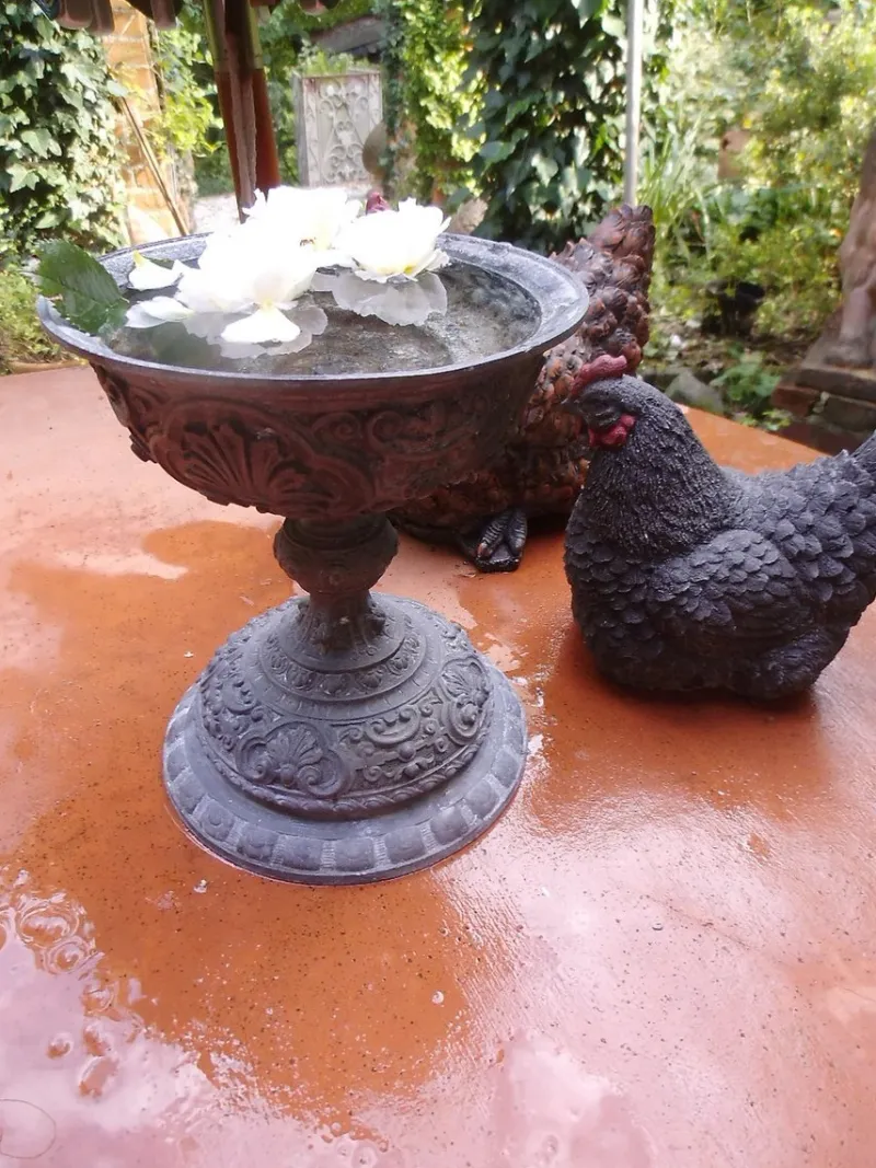 Outlet Pamono Antique Chalice in Metal