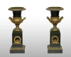 New Pamono Antique Charles X Chests / Vases in Gilt Bronze and Patinated Bronze, France, Early 19th Century, Set of 2