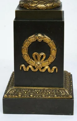 New Pamono Antique Charles X Chests / Vases in Gilt Bronze and Patinated Bronze, France, Early 19th Century, Set of 2