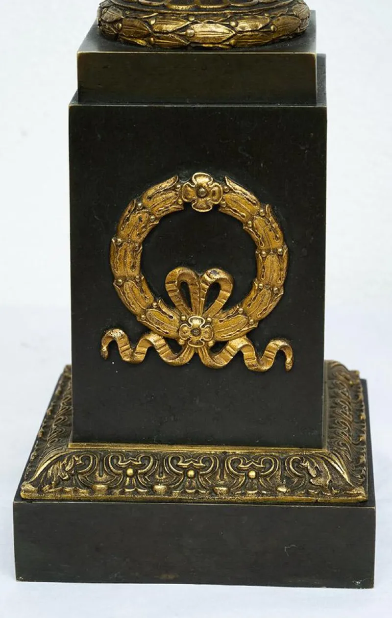 New Pamono Antique Charles X Chests / Vases in Gilt Bronze and Patinated Bronze, France, Early 19th Century, Set of 2