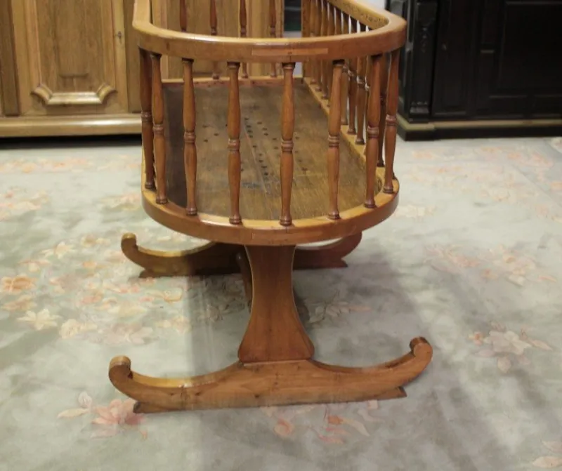 New Pamono Antique Cherry Crib