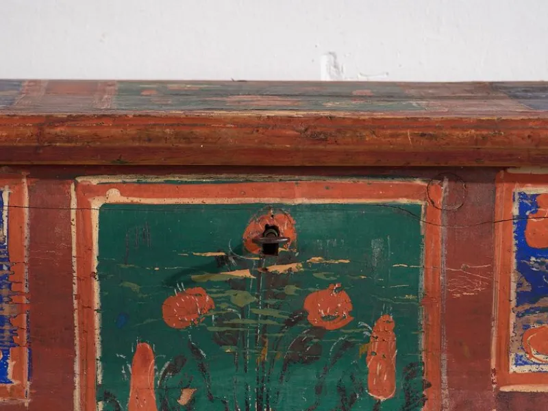 Pamono Antique Chest with Hand-Painted Floral Motifs, 1907> Trunks Crates & Baskets