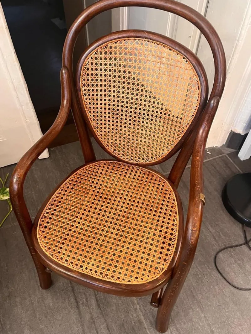 Online Pamono Antique Children's Chair from Thonet, 1890s