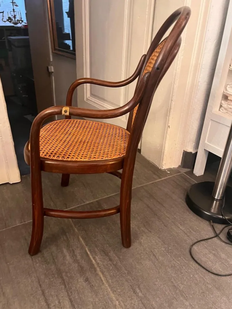 Online Pamono Antique Children's Chair from Thonet, 1890s