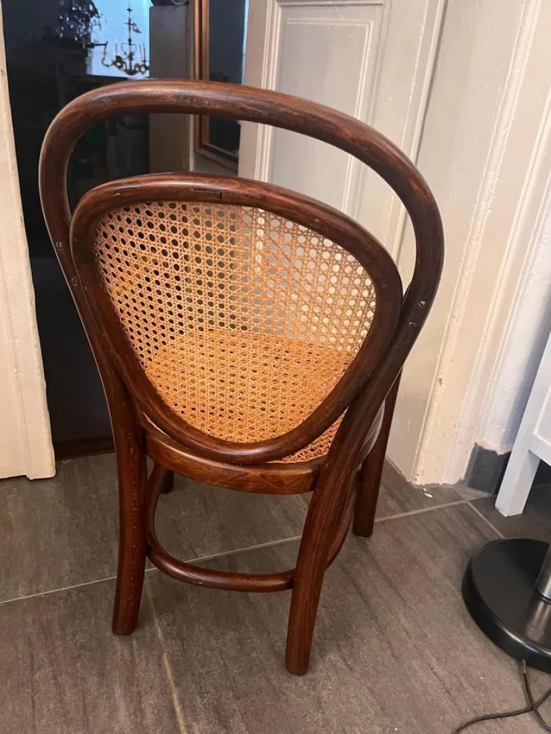 Online Pamono Antique Children's Chair from Thonet, 1890s