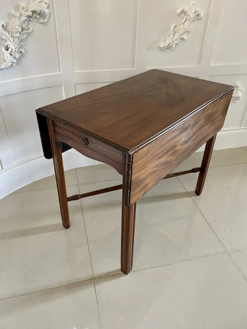 Pamono Antique Chippendale Mahogany Children's Pembroke Table, 1760> Children's Tables