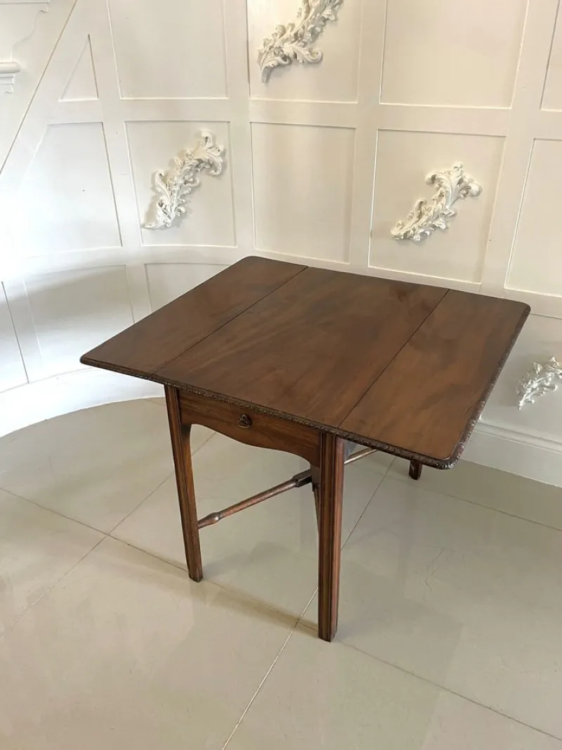Pamono Antique Chippendale Mahogany Children's Pembroke Table, 1760> Children's Tables