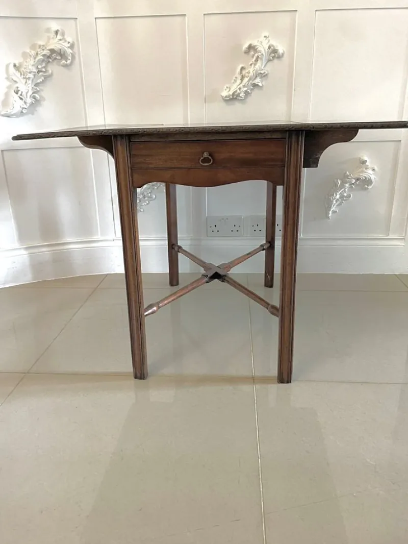 Pamono Antique Chippendale Mahogany Children's Pembroke Table, 1760> Children's Tables