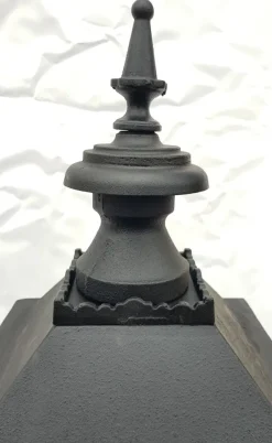 Pamono Antique Classic Victorian Cast Iron Pillar Lamp Lantern on Base Outdoor Lamp><noscript><img width=