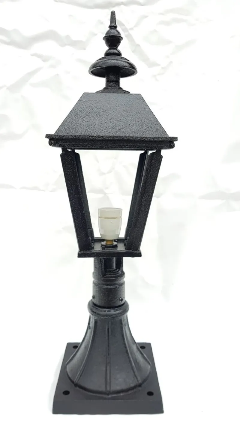 New Pamono Antique Classic Victorian Cast Iron Pillar Lamp Lantern on Base Outdoor Lamp