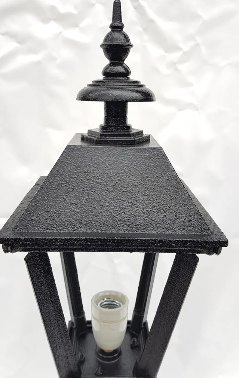 New Pamono Antique Classic Victorian Cast Iron Pillar Lamp Lantern on Base Outdoor Lamp