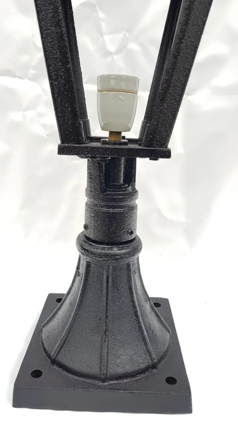 New Pamono Antique Classic Victorian Cast Iron Pillar Lamp Lantern on Base Outdoor Lamp
