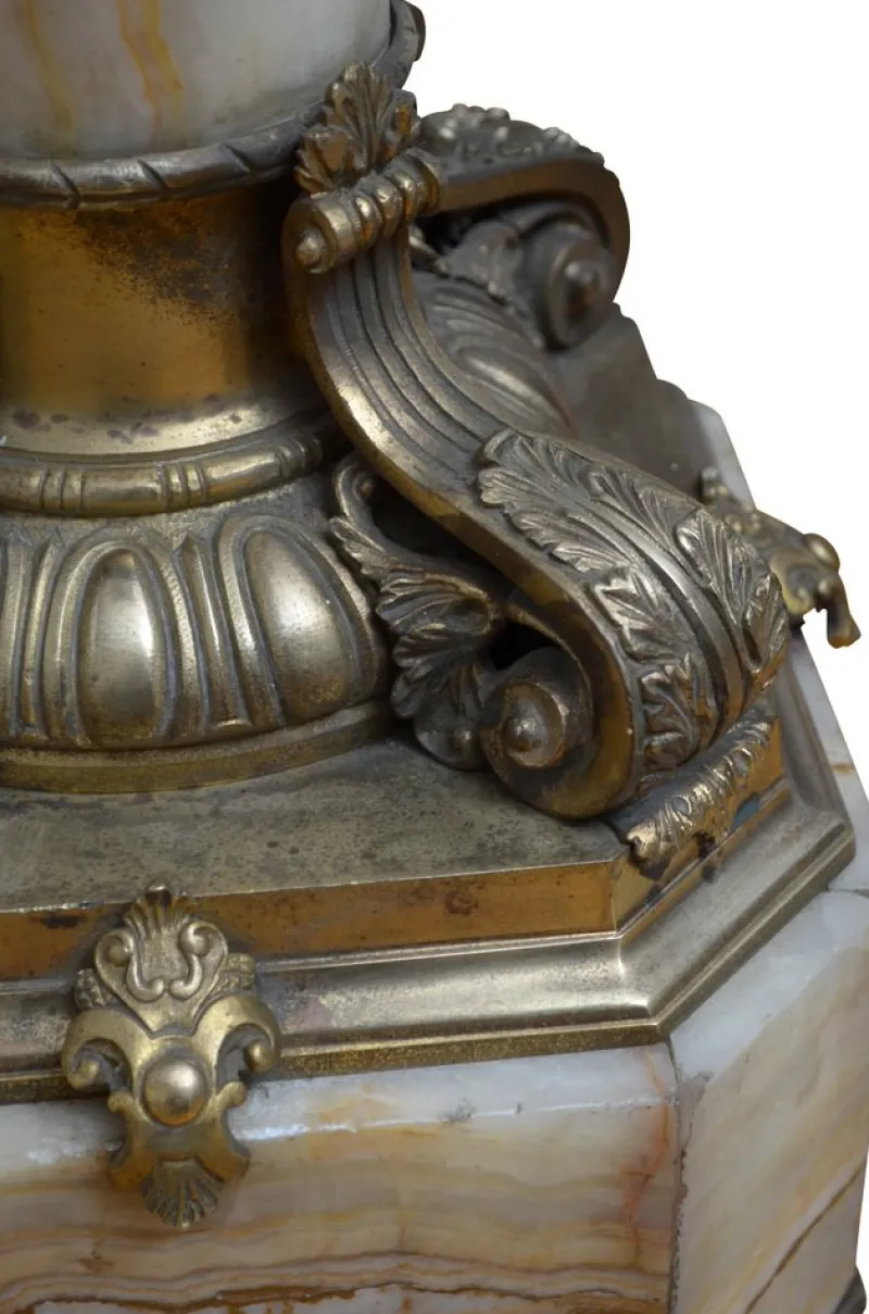 Pamono Antique Column in Marble, 1870> Pedestals And Columns