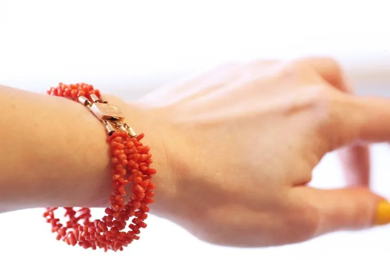 Pamono Antique Coral Bracelet> Bracelets