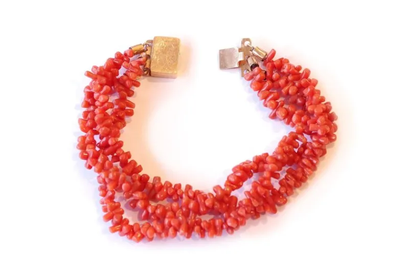 Pamono Antique Coral Bracelet> Bracelets