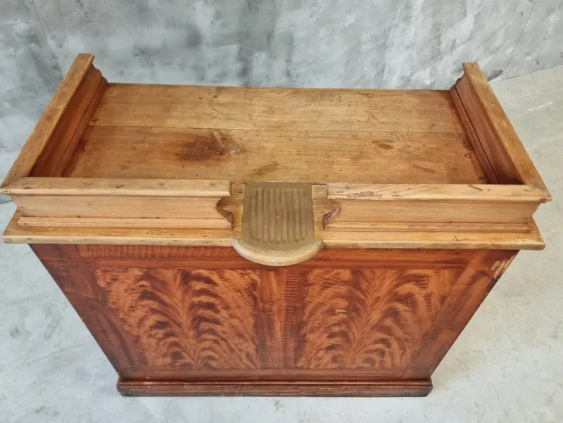 Pamono Antique Counter Shop in Elm, 1890s> Worktables & Workbenches