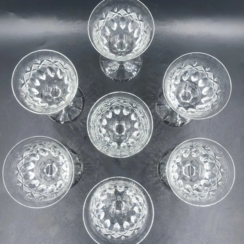 Pamono Antique Cut Lead Crystal Wine Glasses, 1890s, Set of 7> Glassware