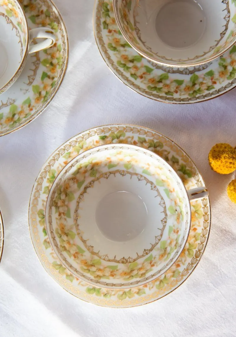 Pamono Antique Czech Tea and Dessert Set, 1890s, Set of 46> Coffee & Tea Service