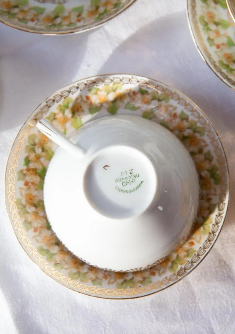 Pamono Antique Czech Tea and Dessert Set, 1890s, Set of 46> Coffee & Tea Service