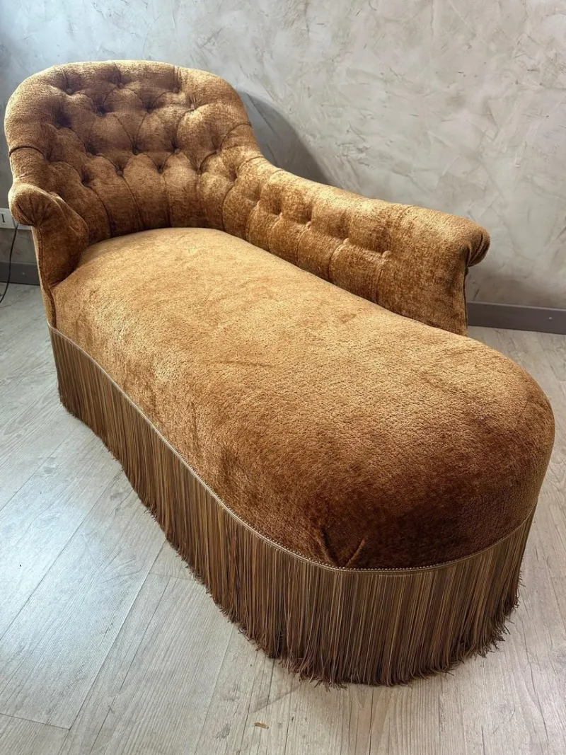 Pamono Antique Daybed, 1890> Daybeds & Chaises Lounges