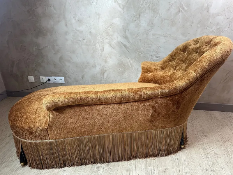 Pamono Antique Daybed, 1890> Daybeds & Chaises Lounges