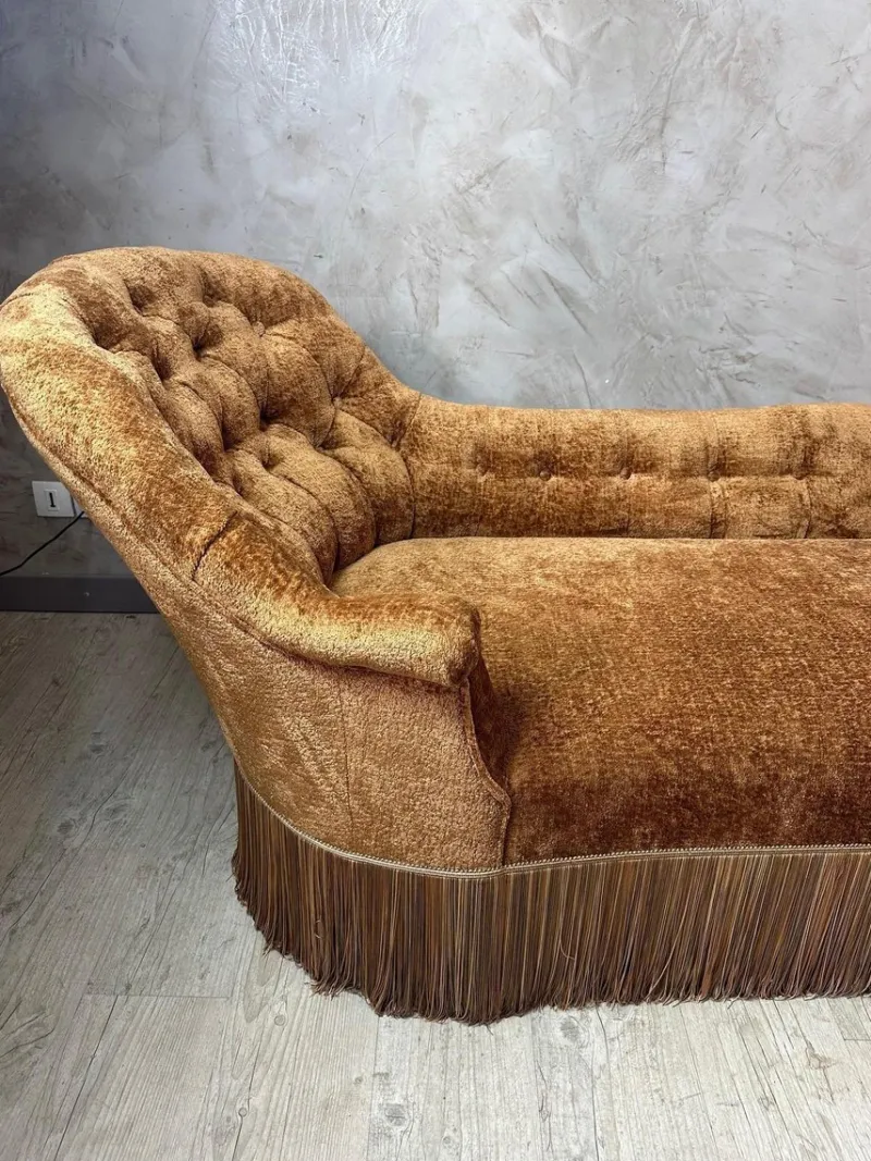 Pamono Antique Daybed, 1890> Daybeds & Chaises Lounges