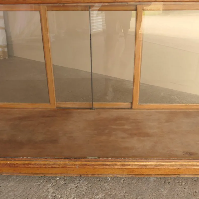Pamono Antique Display Counter in Oak> Cabinets & Wardrobes