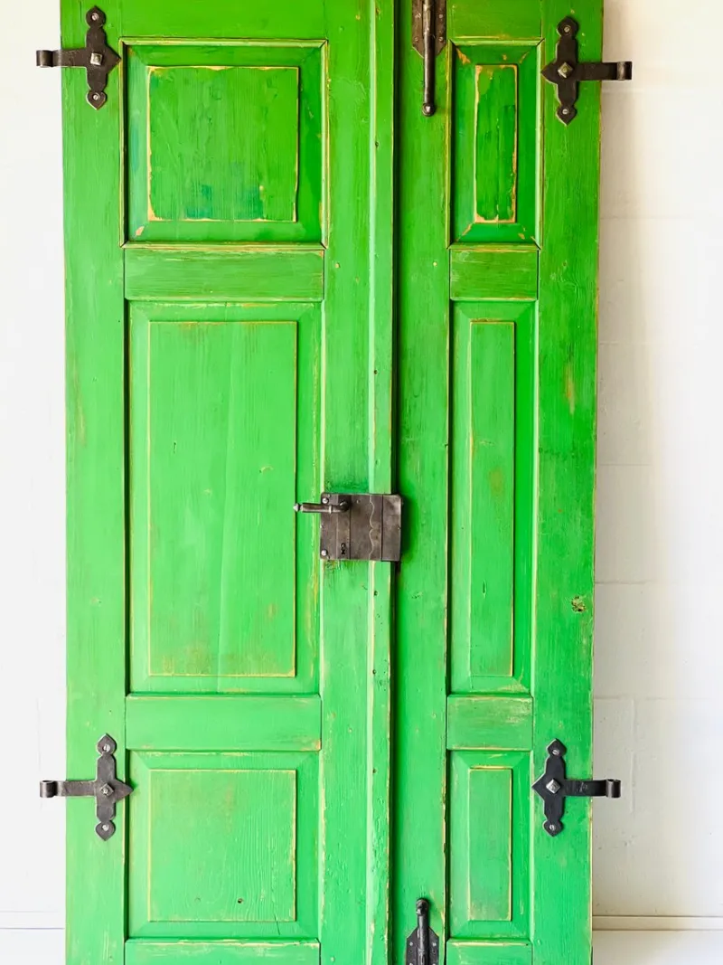 Pamono Antique Doors in Green, Set of 2> Room Dividers & Screens