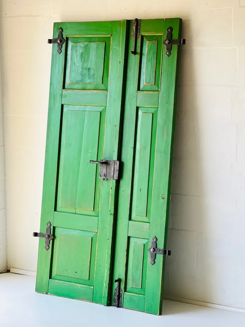 Pamono Antique Doors in Green, Set of 2> Room Dividers & Screens