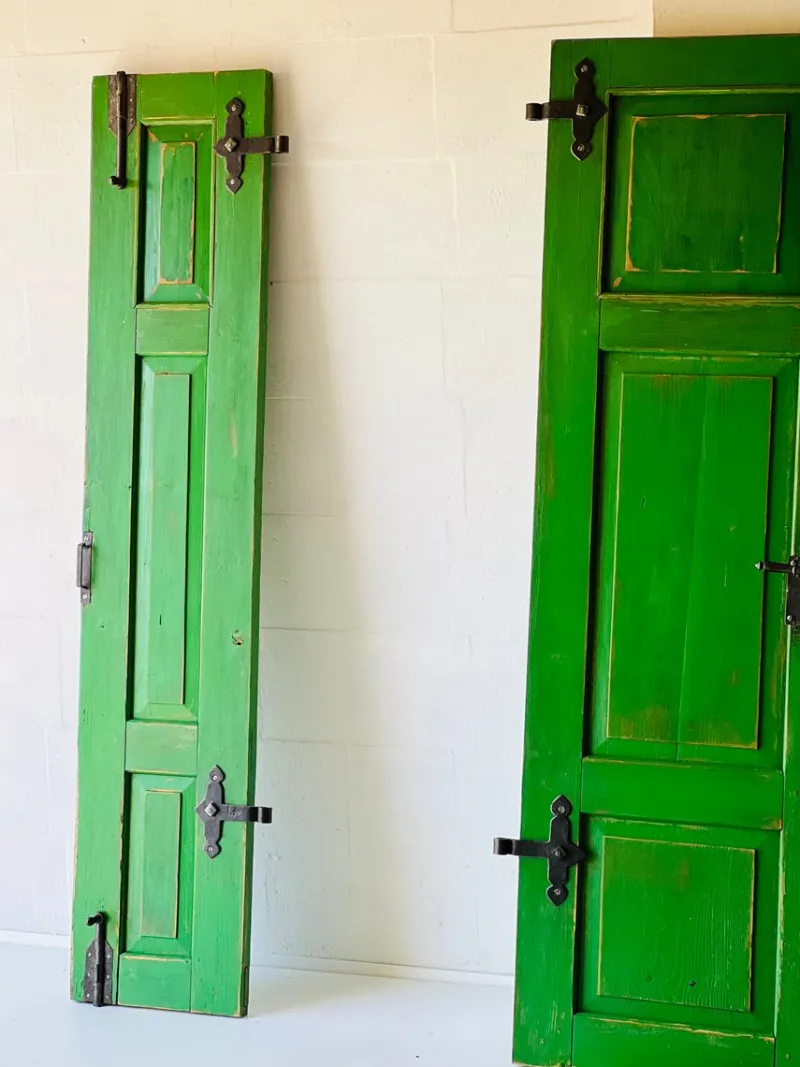 Pamono Antique Doors in Green, Set of 2> Room Dividers & Screens