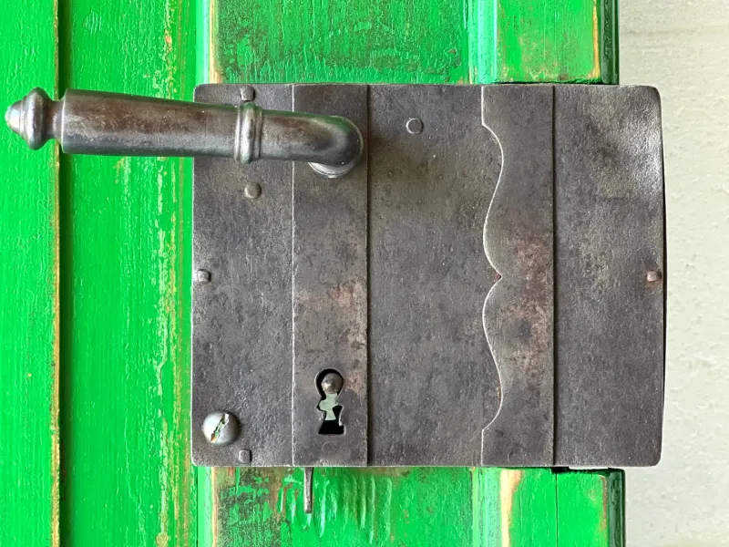 Pamono Antique Doors in Green, Set of 2> Room Dividers & Screens