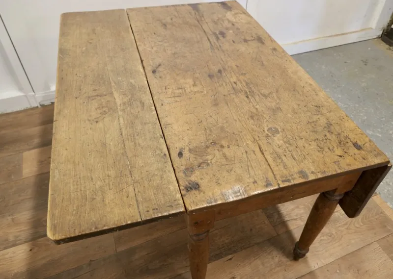 Pamono Antique Drop Leaf Cottage Dining Table in Pine> Dining Tables & Sets