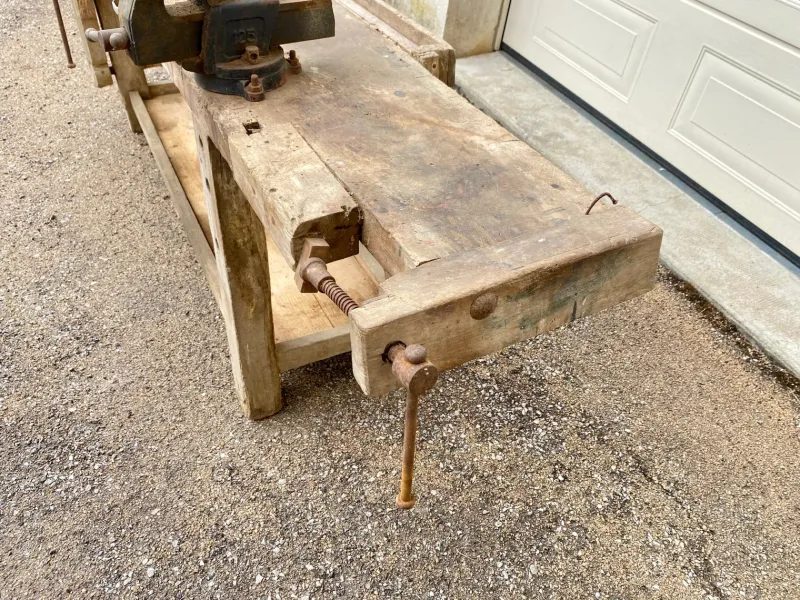 Pamono Antique Early 20th Century Carpenters Workbench in Beech, 1940s> Worktables & Workbenches