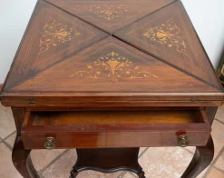 Pamono Antique Edwardian Handkerchief Game Table in Mahogany with Maple Inlay, England, 19th Century><noscript><img width=